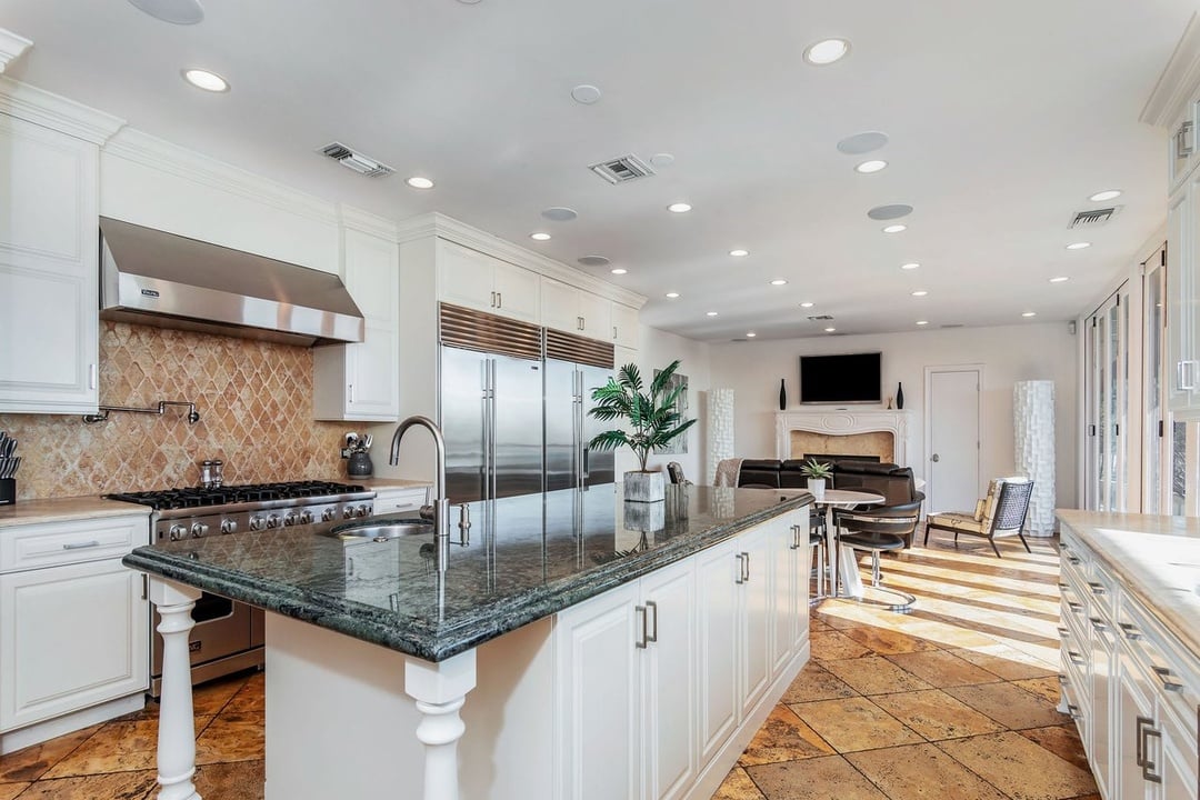 Mulholland Drive, 90068