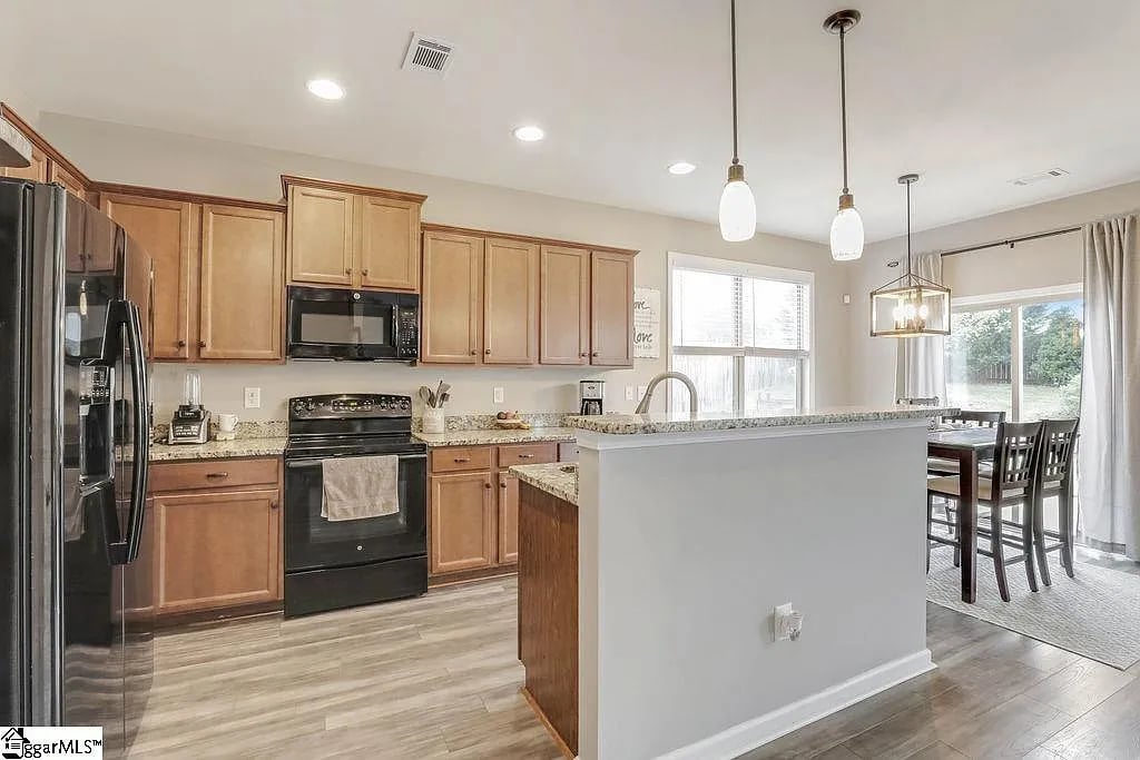 10 Straiharn Pl
