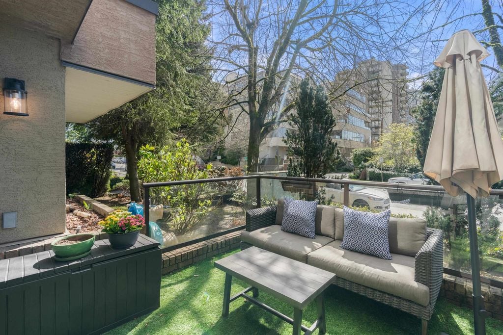 1702 Chesterfield Ave, #104
