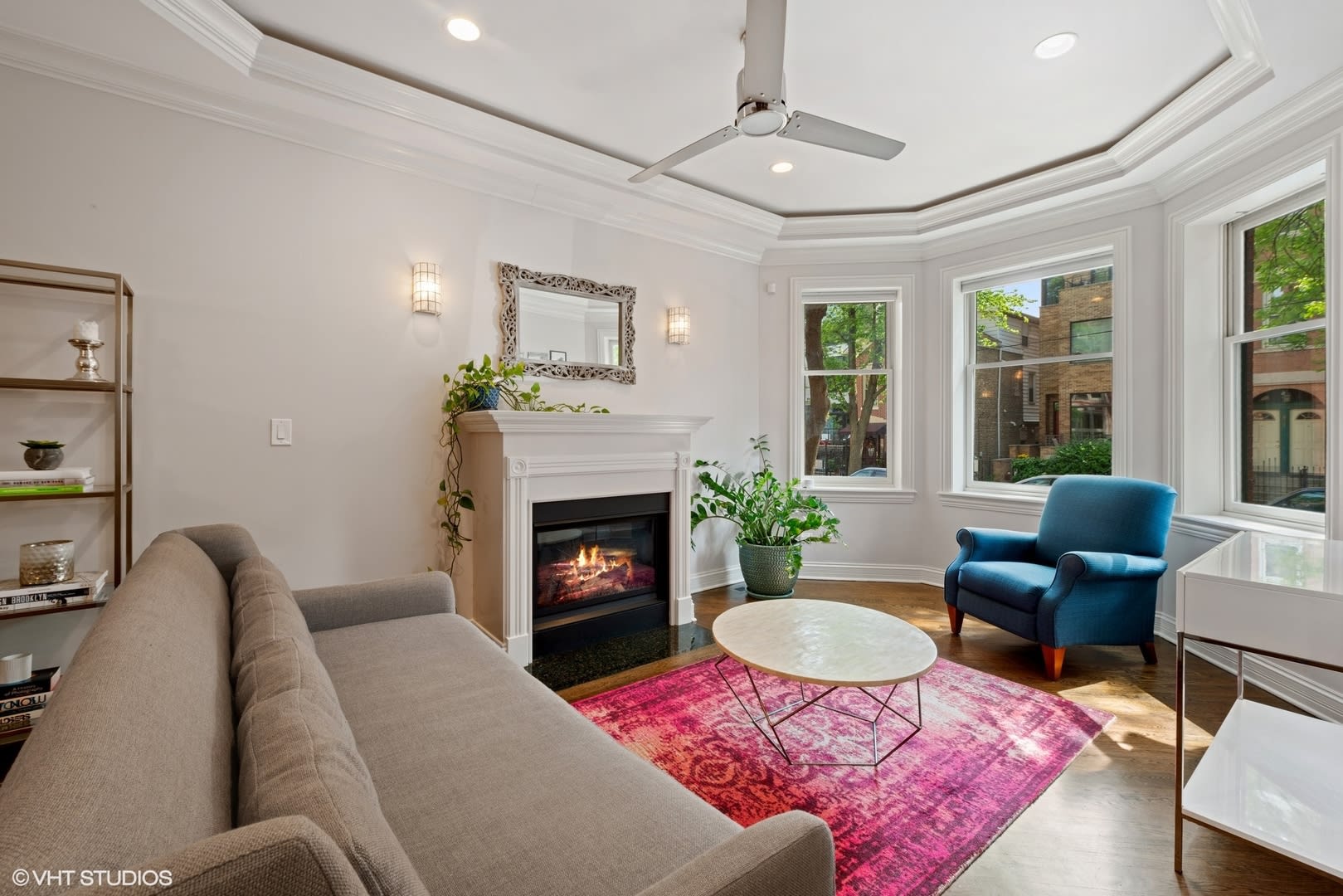 820 N Hermitage