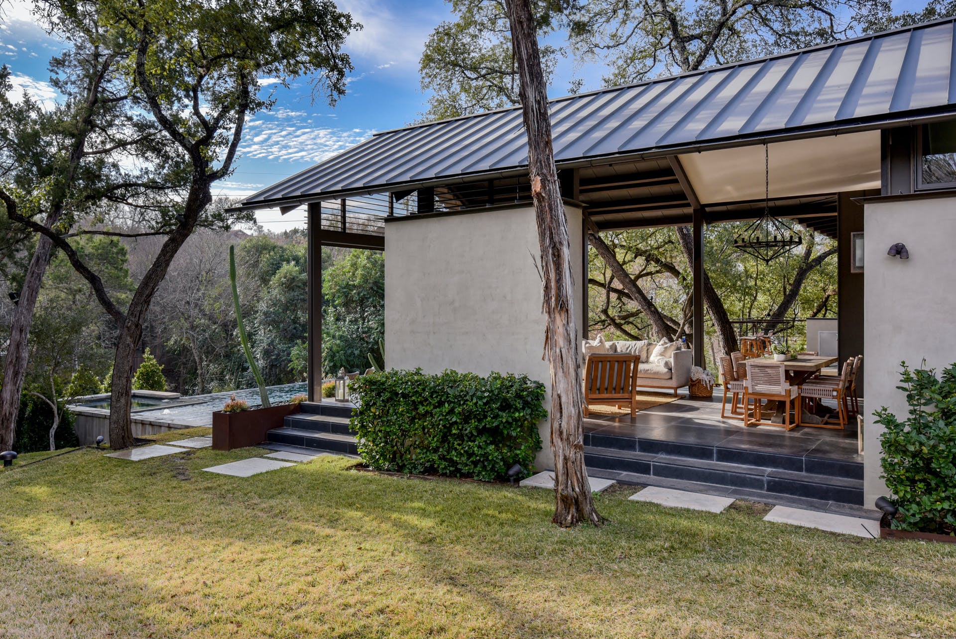 108 Parkwood Court