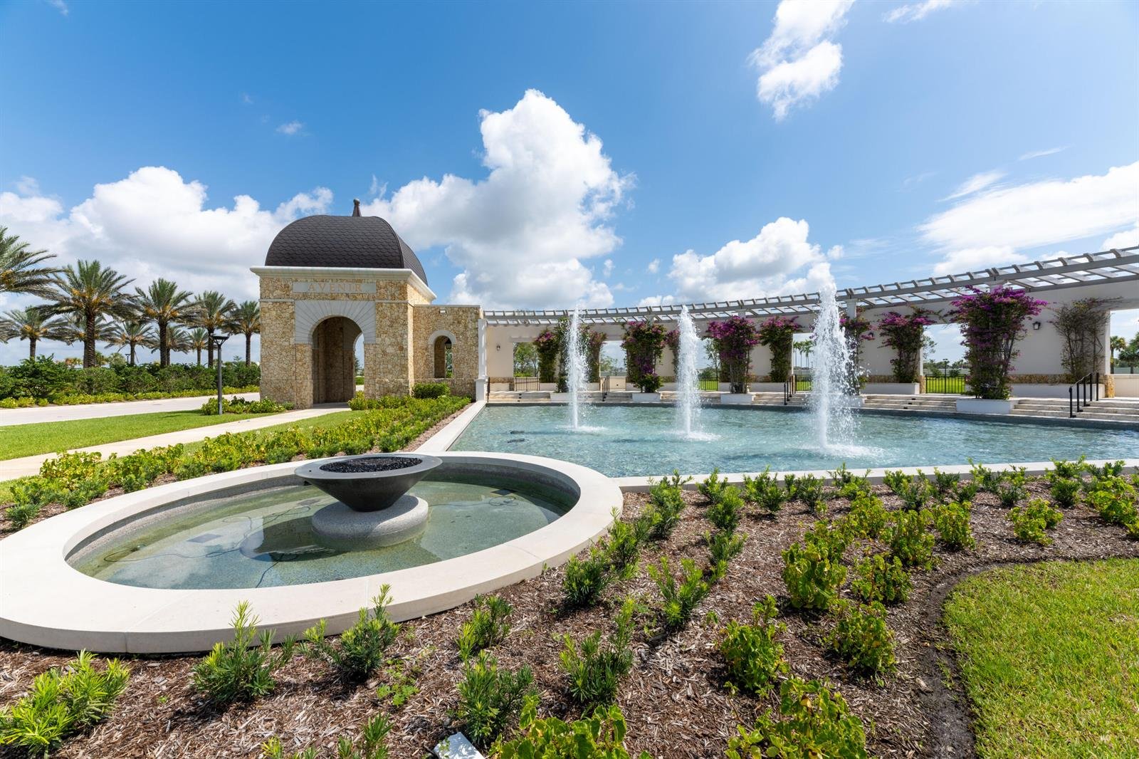 12269 Waterstone Cir