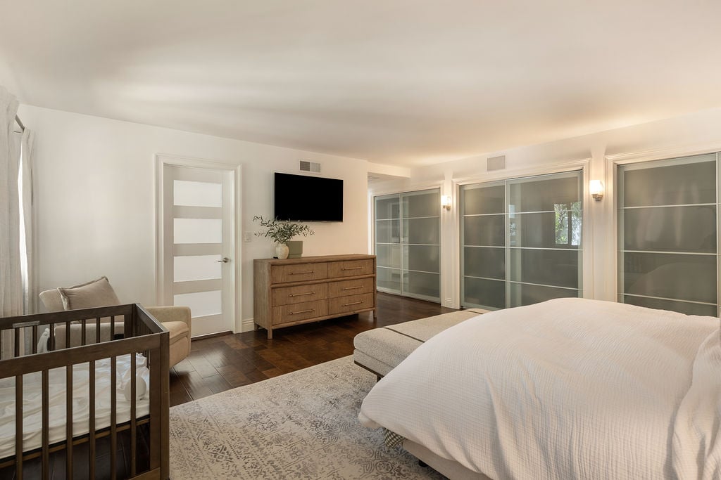 11042 Hunting Horn Drive, North Tustin, CA 