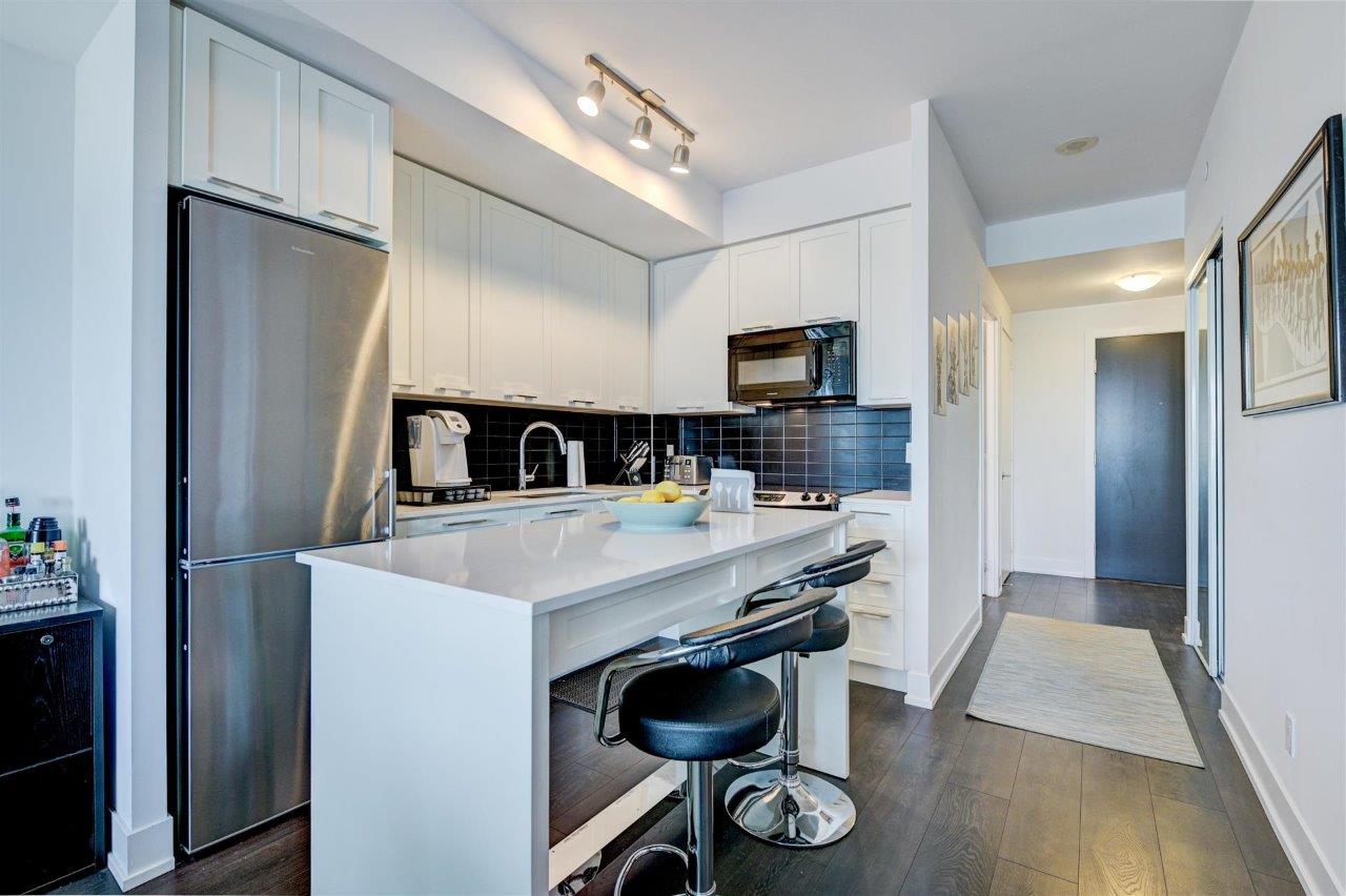 9471 Yonge St, #506