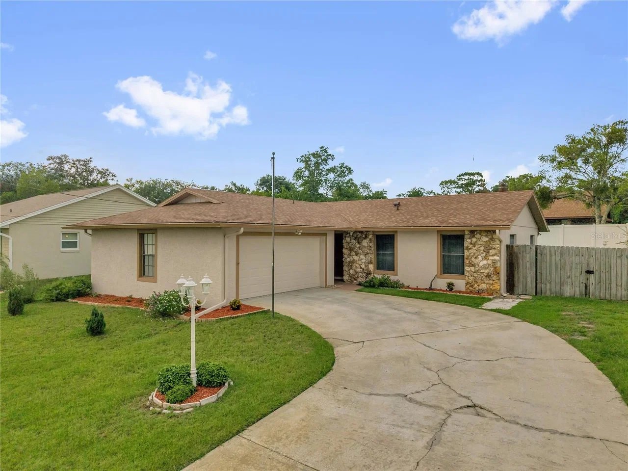 46 Lantana Dr