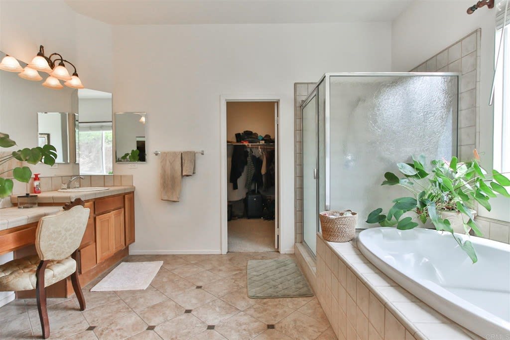 415 Peutz Valley Rd