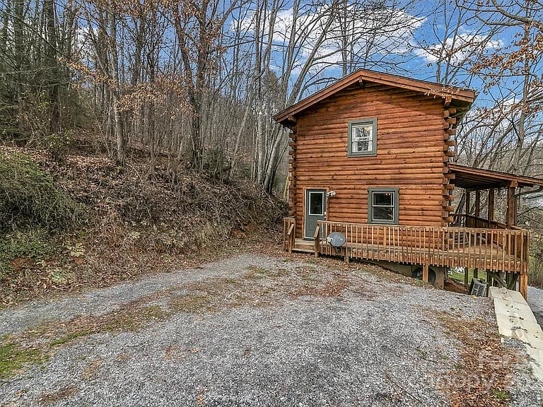 35 Creeds Cove Ln