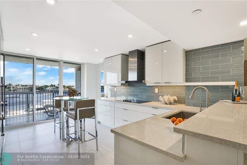77 S Birch Rd #3A