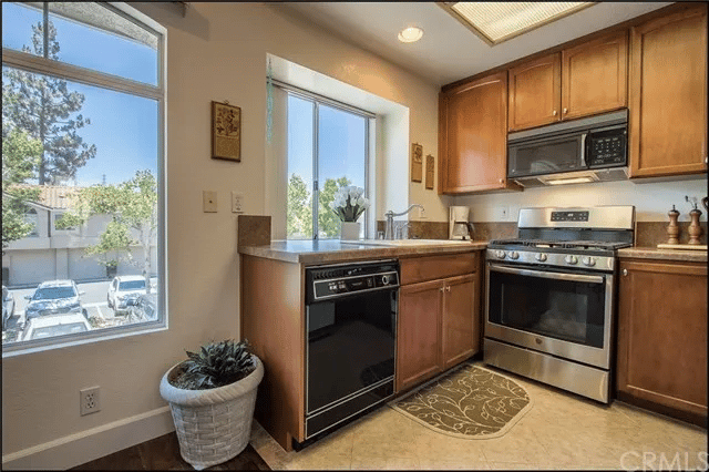 102 Sandpiper Ln
