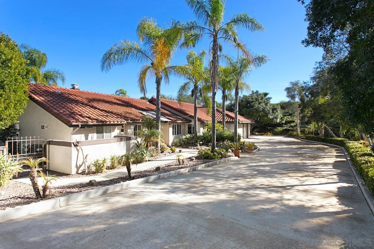 2241 Cortina Cir