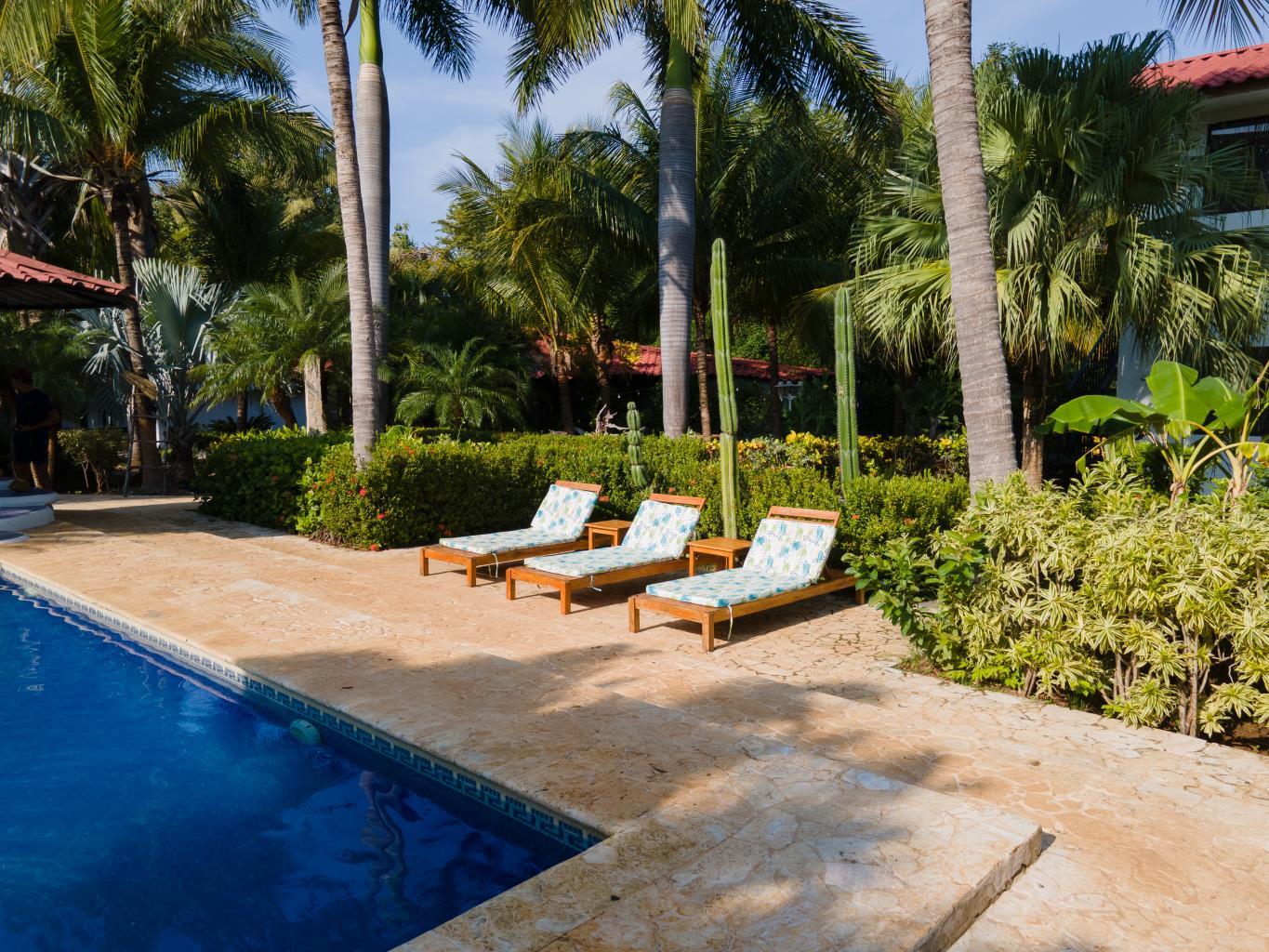 Drift Away Lodge | Near the Coast Hotel/Resort/Hostel For Sale in Playa Avellanas