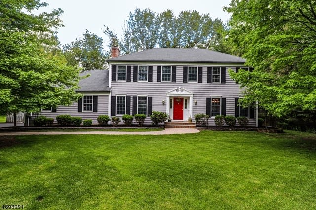 16 River Bend Rd