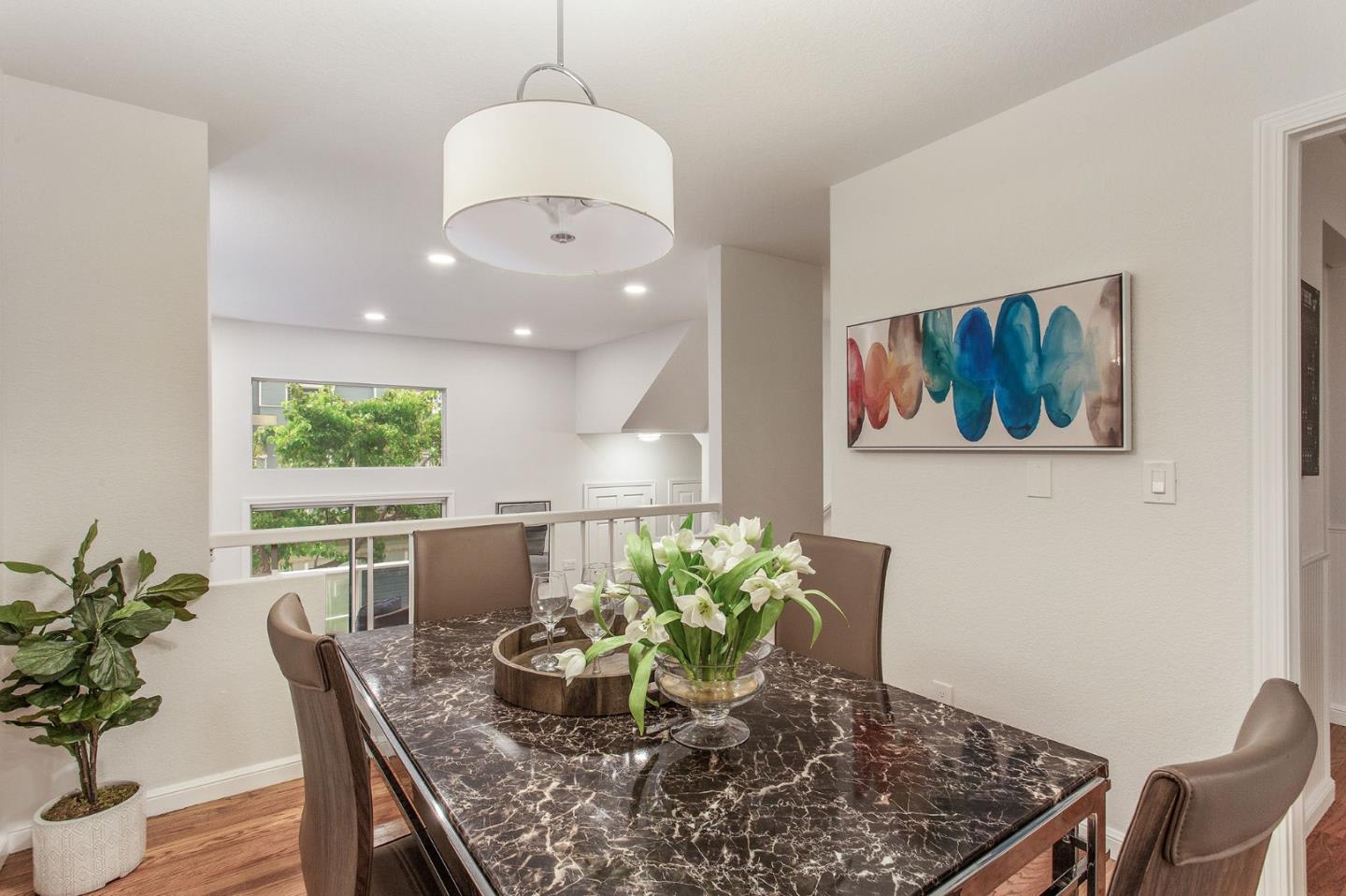 844 Portwalk Pl