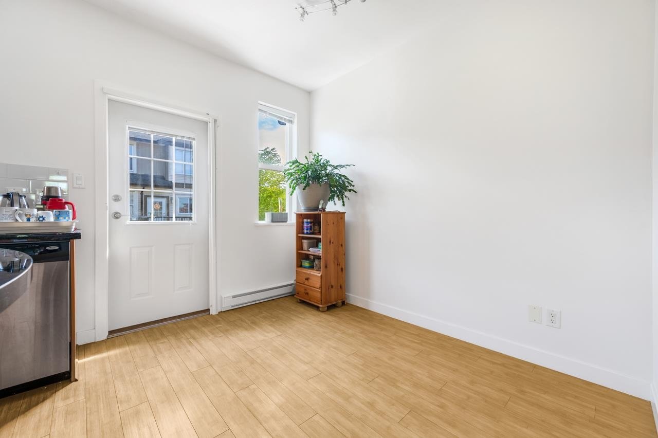 23-5988 Lancing Rd
