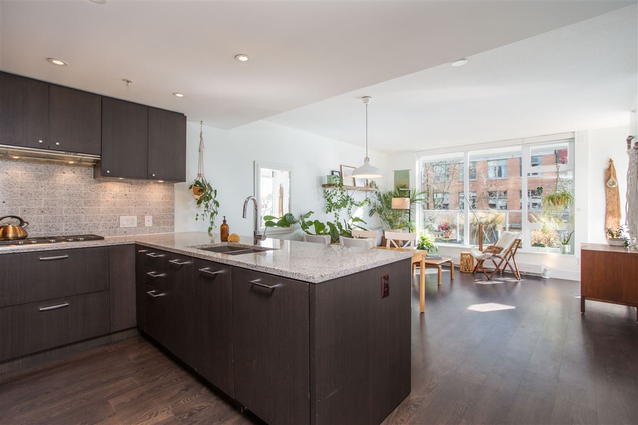 210-150 W 15th St