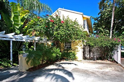 3005 Orange St, #3142