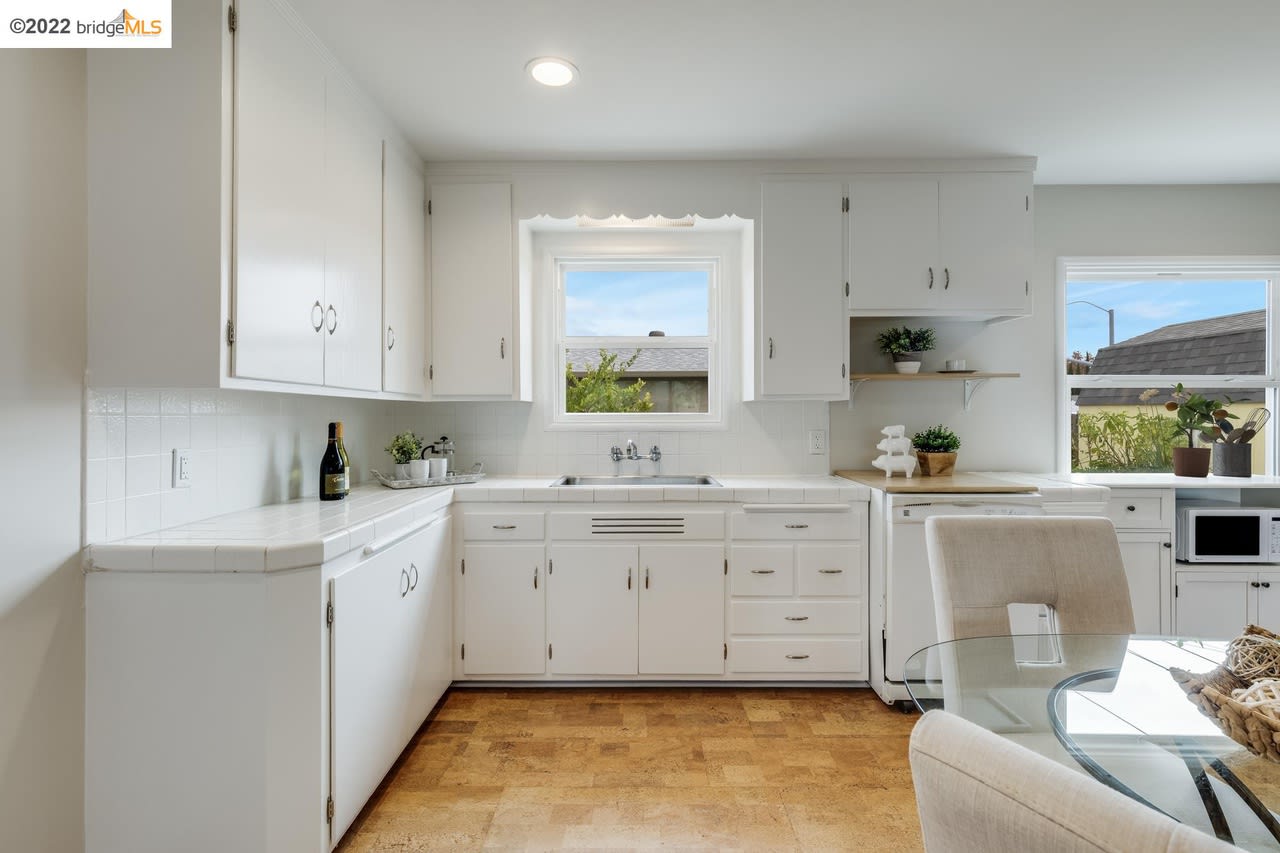 21956 Ada St