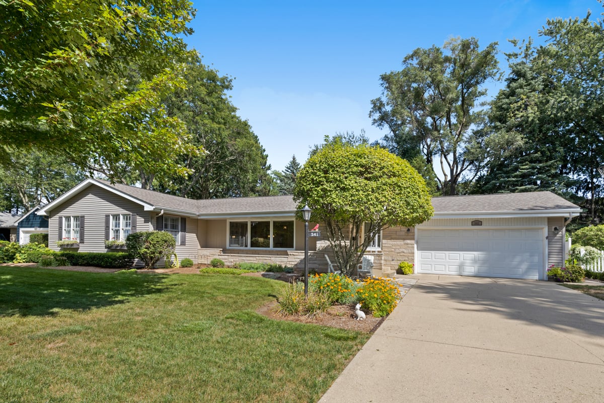 541 N Clifton Ave