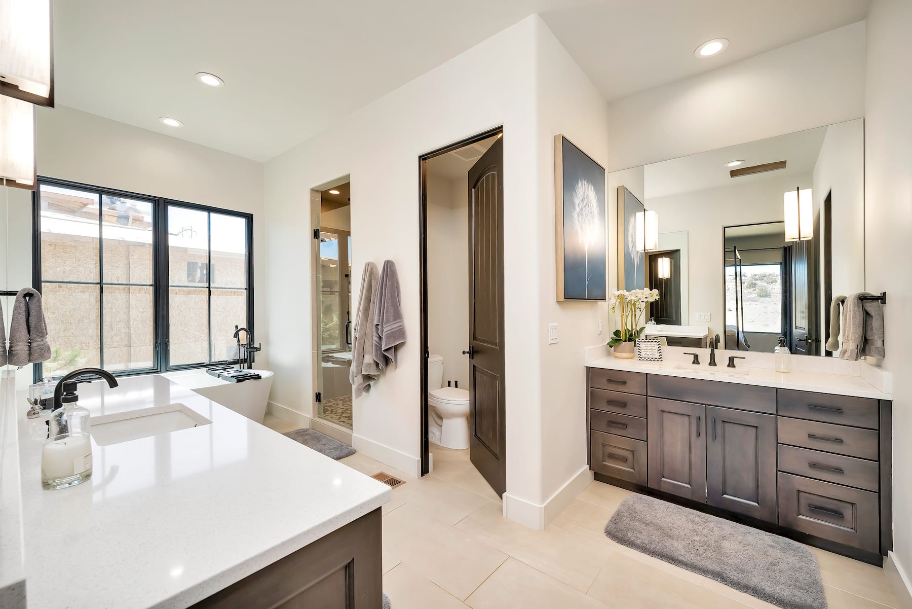 7590 Raphael Lane