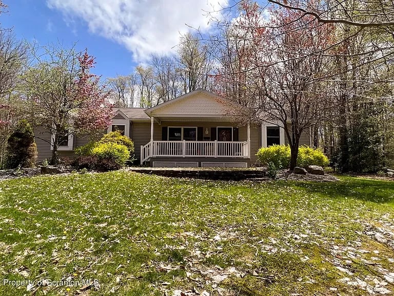 43 Beechnut Dr