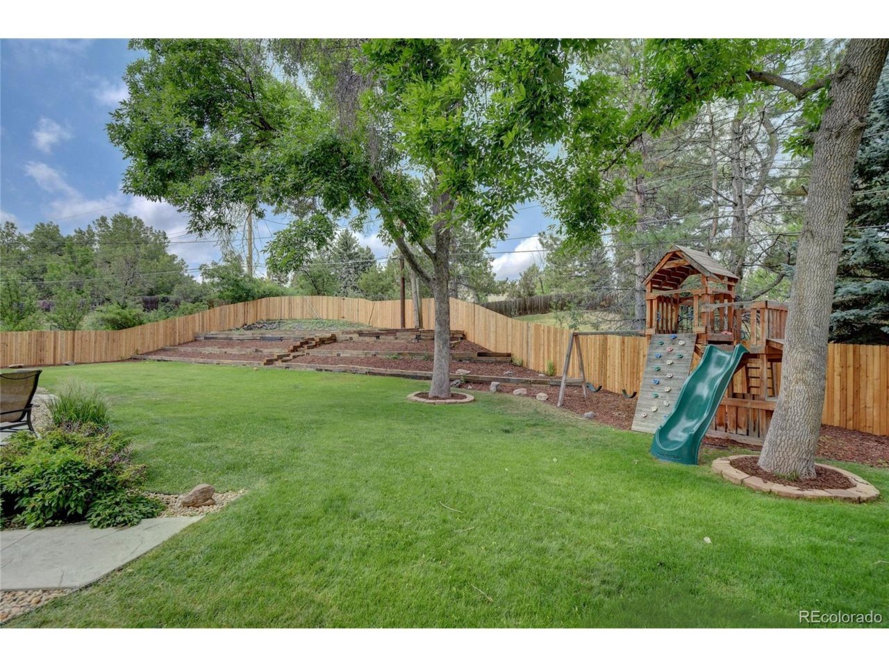 839 W Geddes Cir