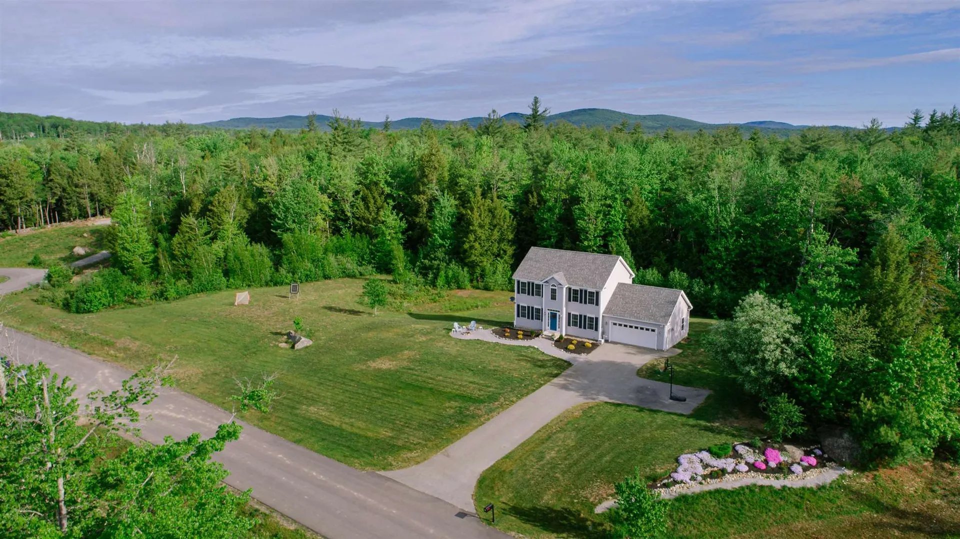 60 Spruce Ridge Dr