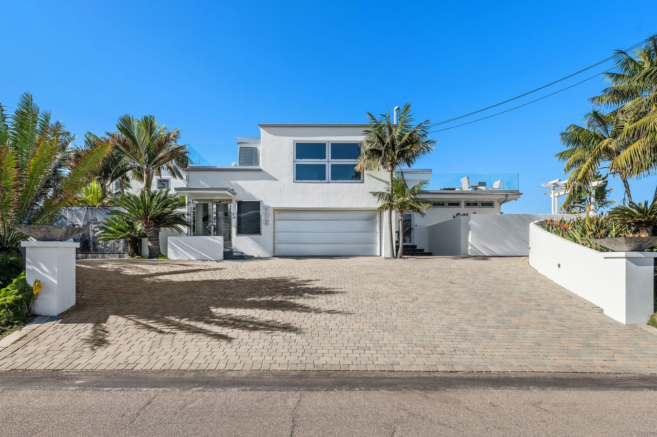 Encinitas Oceanfront Retreat