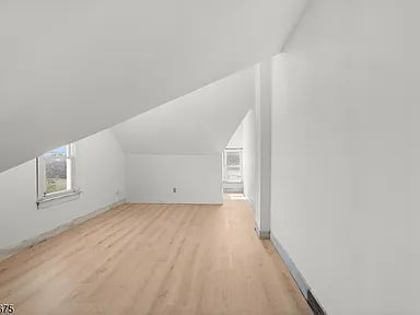 73 Colby Pl