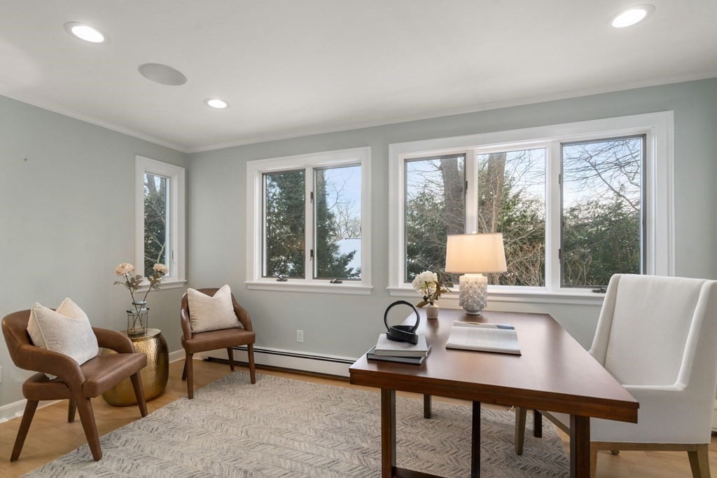 8 Lincoln Cir