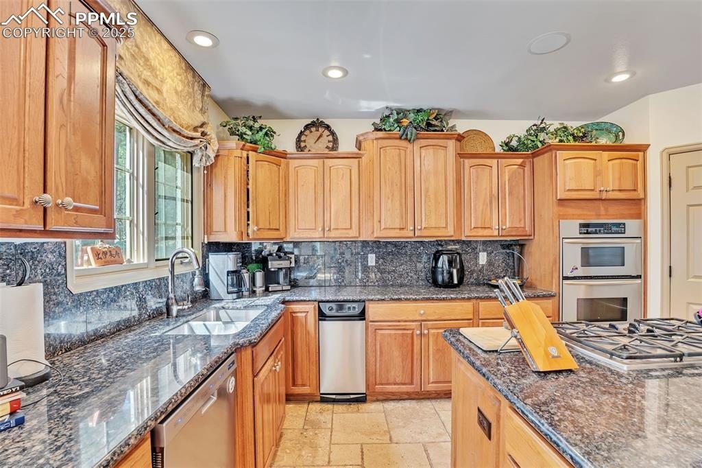 583 Silver Oak Grove