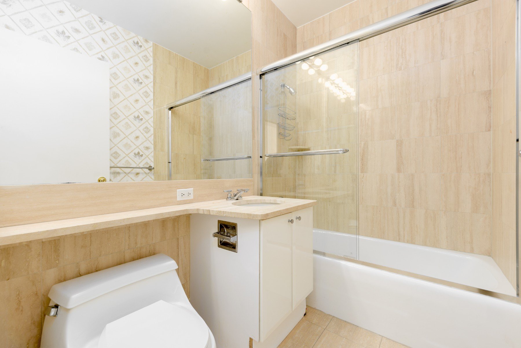 200 Riverside Boulevard, #35C