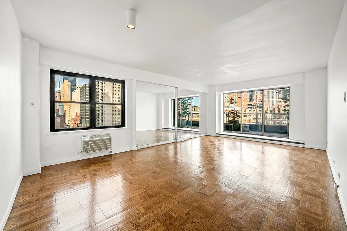 50 Sutton Place S, #21C