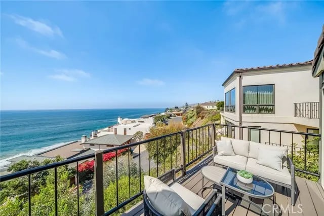 40 Lagunita Drive