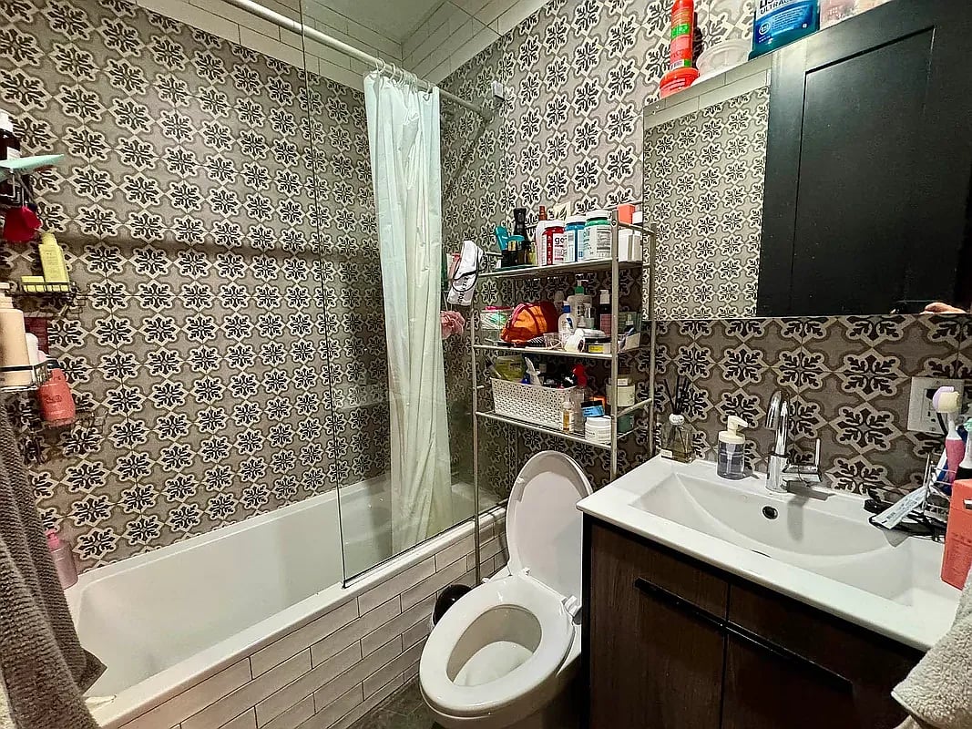 86 Havemeyer Street #3