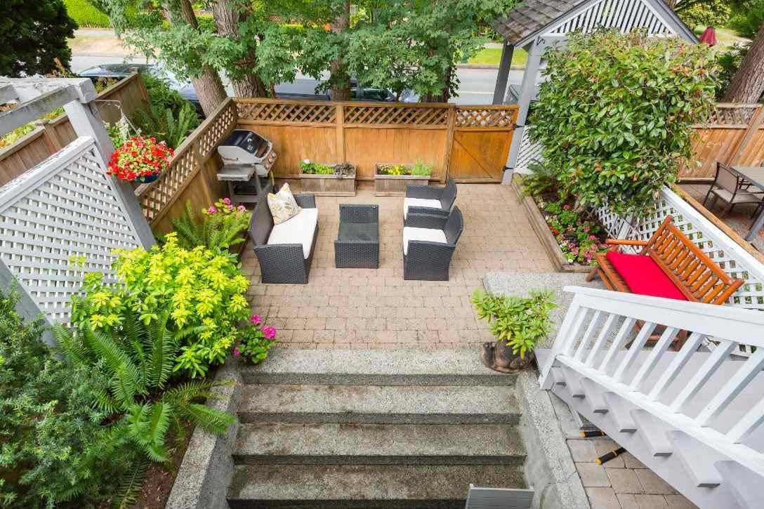 248 W 16th Ave