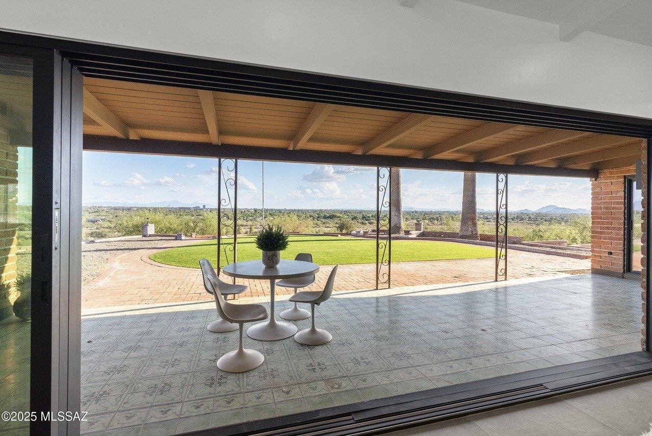 5240 E River House Rd