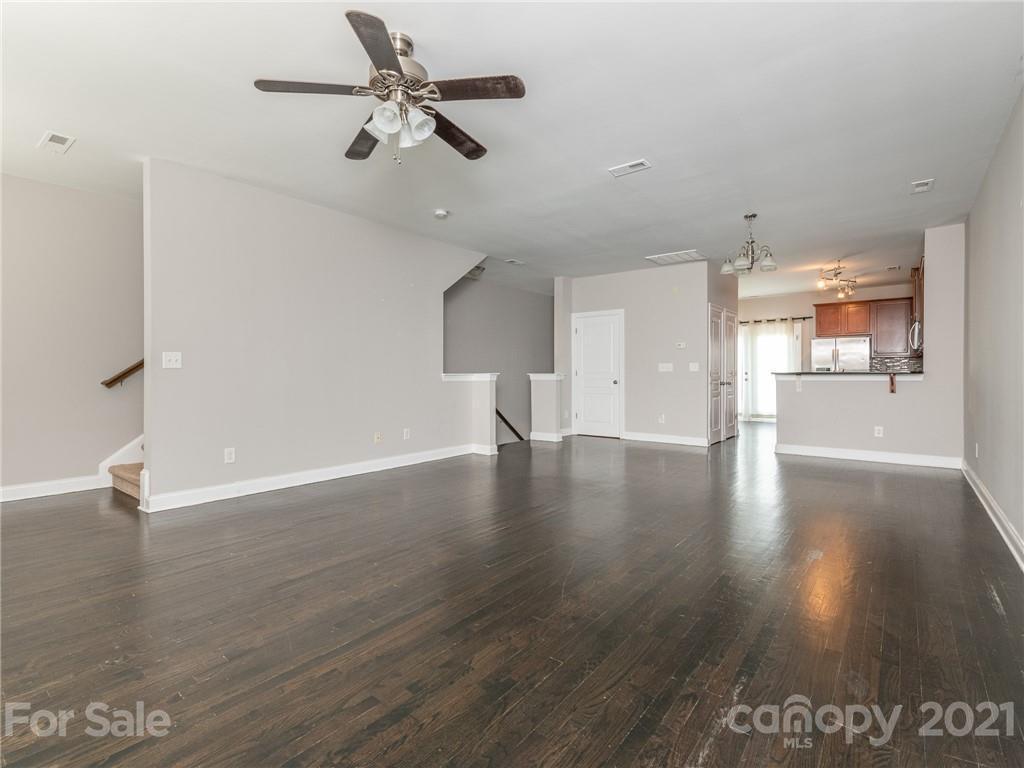 2421 Bonterra Blvd #405