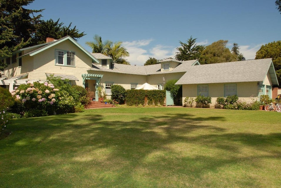 71 Eucalyptus Ln