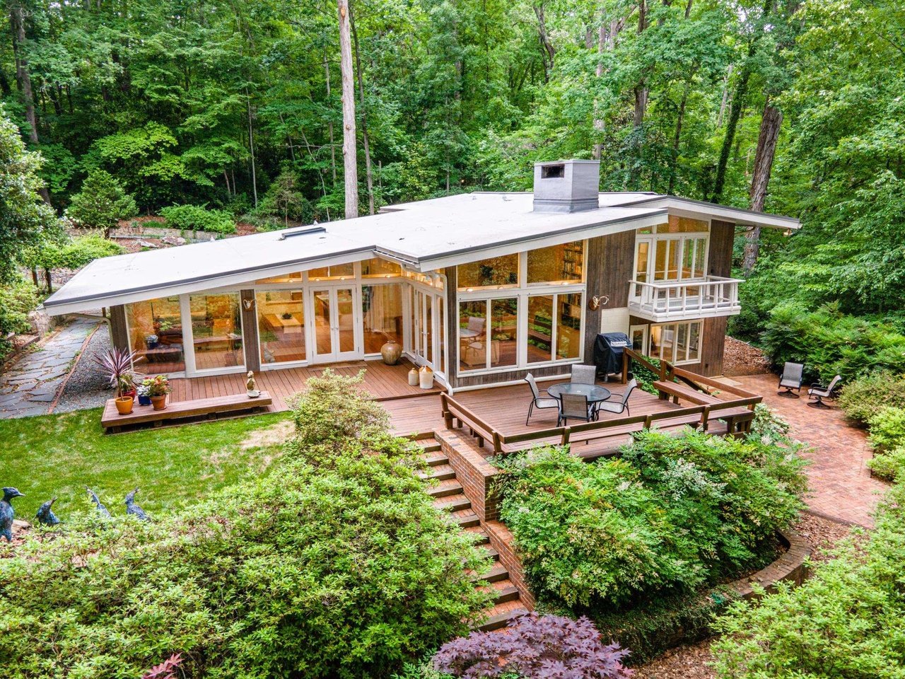 2 Bartram Dr