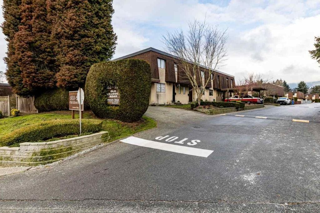 951 Old Lillooet Rd