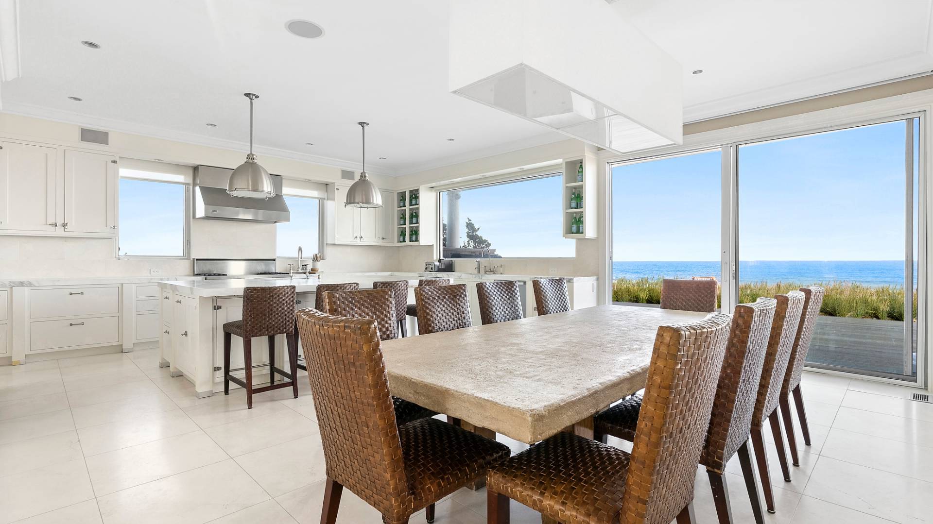 21 Surfside Dr