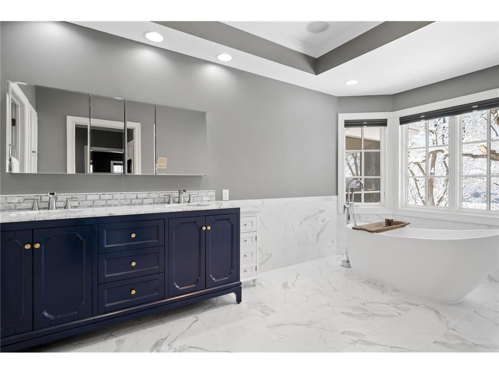 1820 Crosby Road, Wayzata