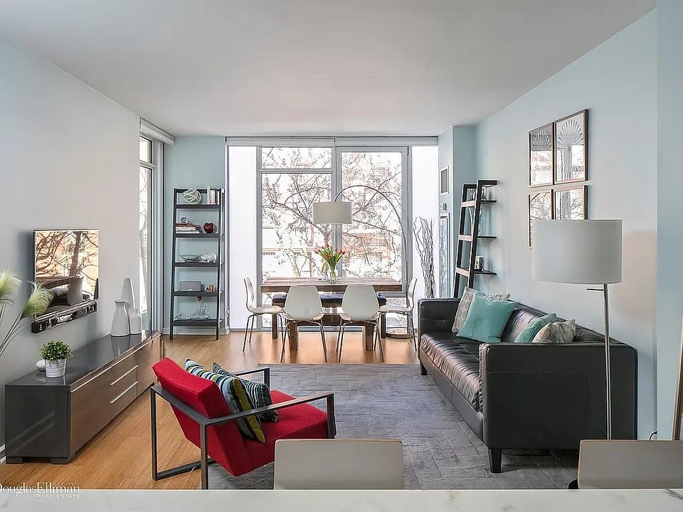 350 W 53rd St, #2C