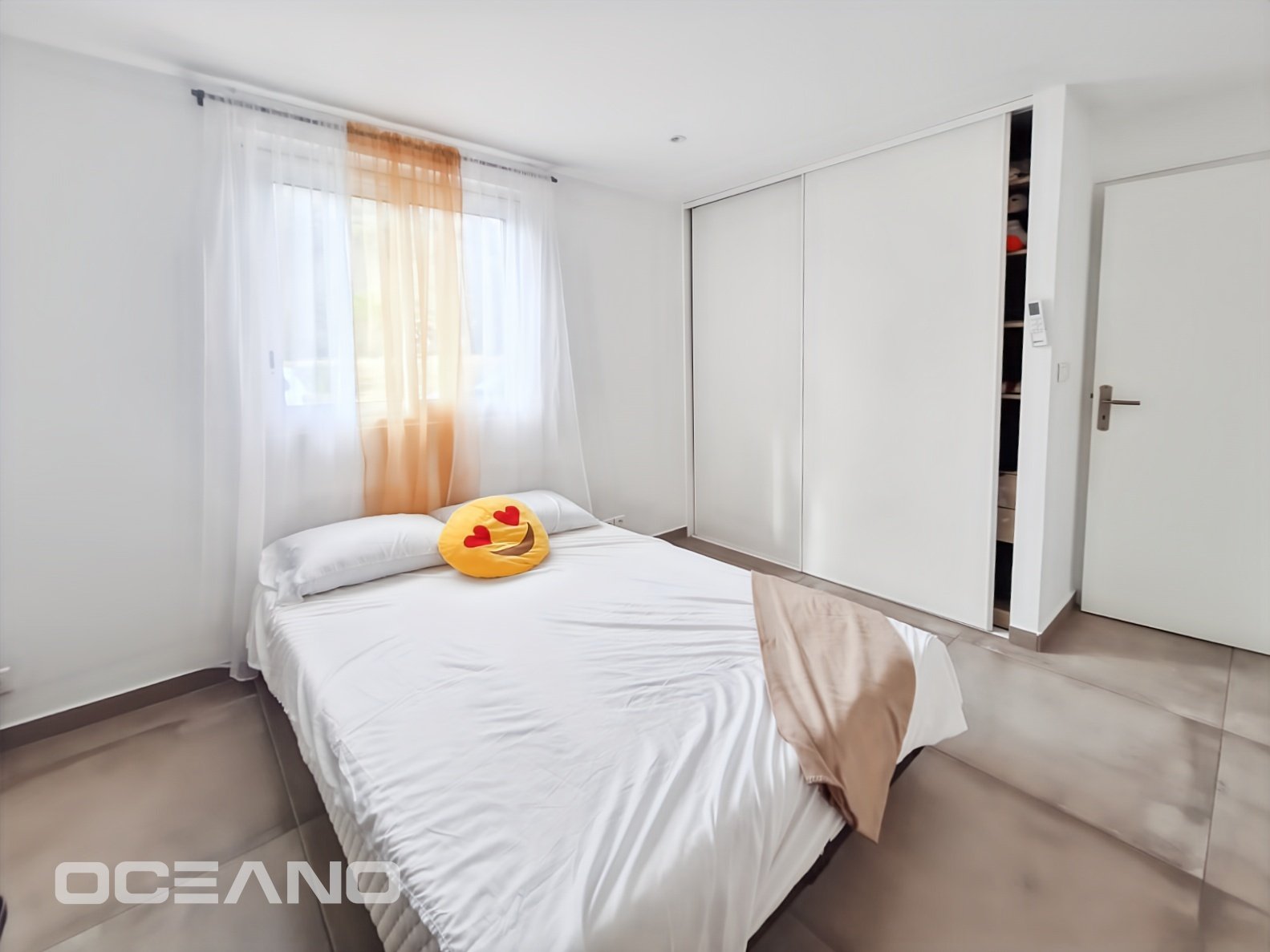 4-bedroom house with garden 