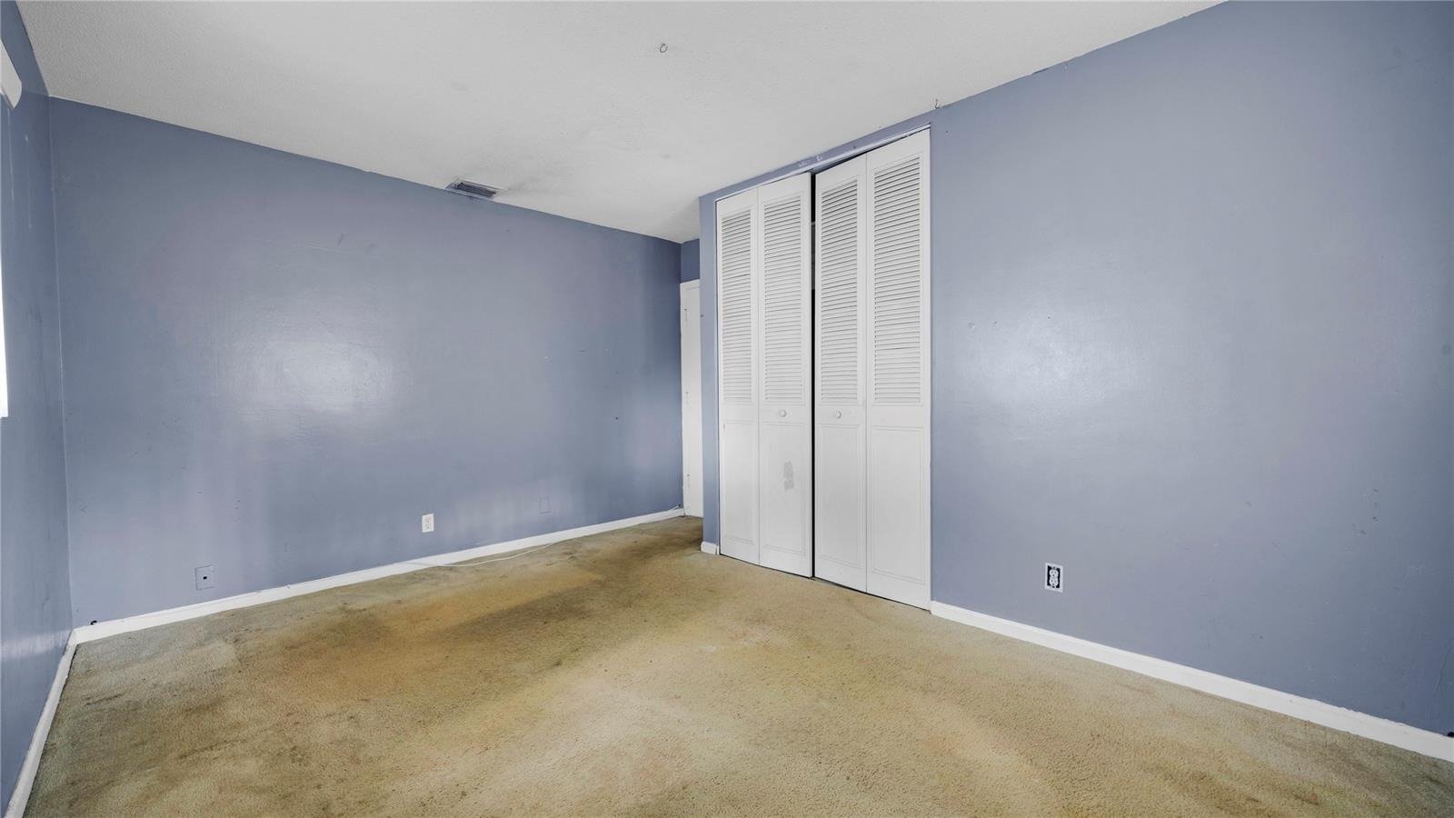 3700 NW 25th St