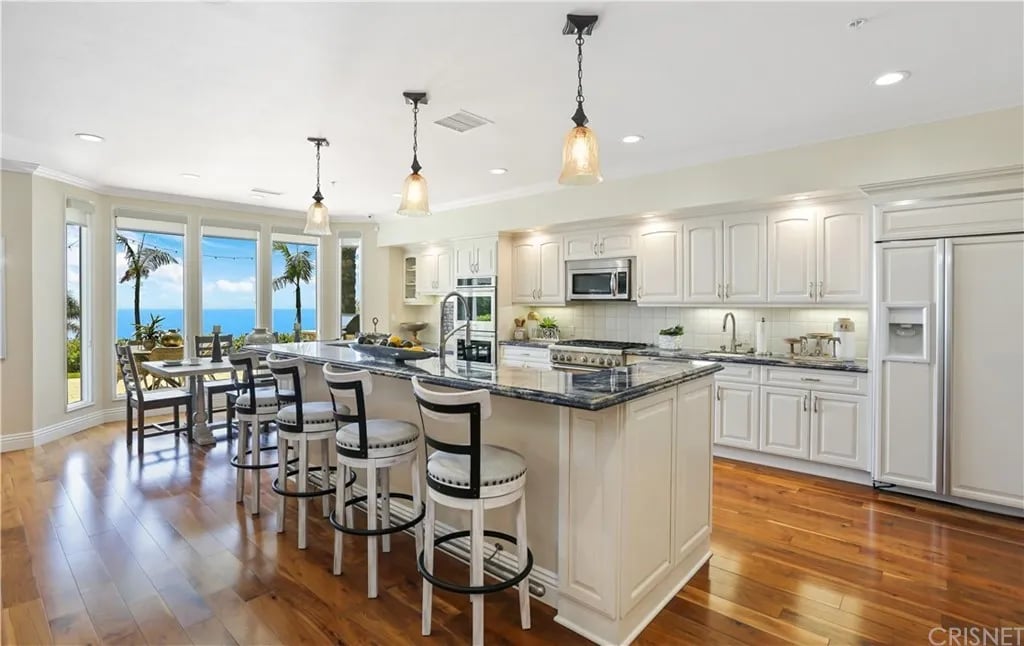 634 Vista Valinda