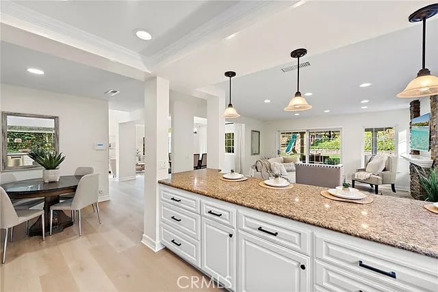 21496 Camino Papal