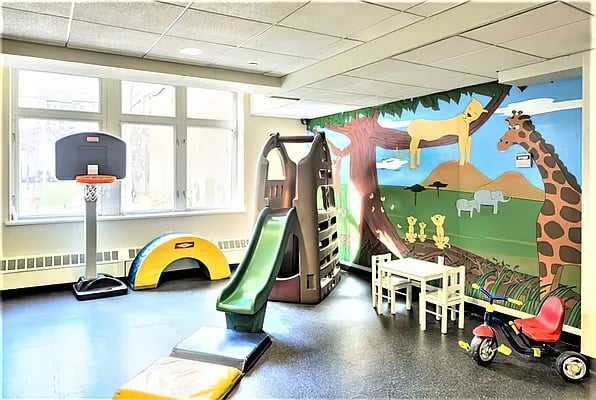 970 Kent Avenue #602