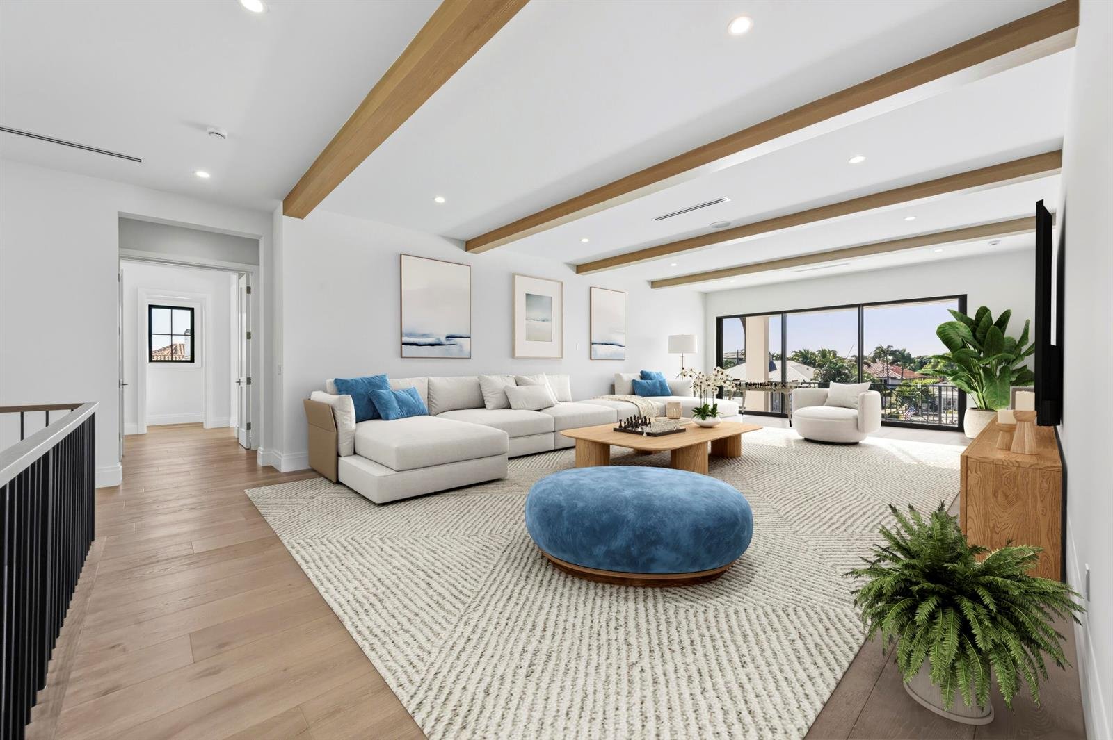 2442 Bay Circle