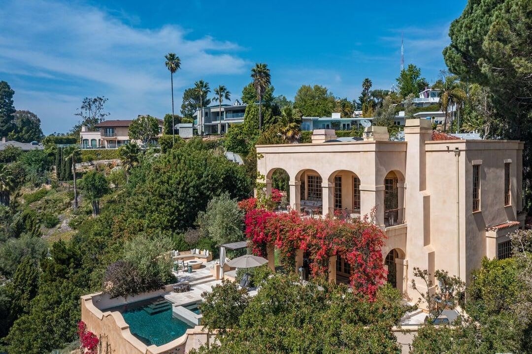 Villa Aurora